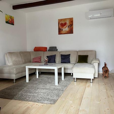 Idill Ueduelohaz Villa Tiszafured Luaran gambar
