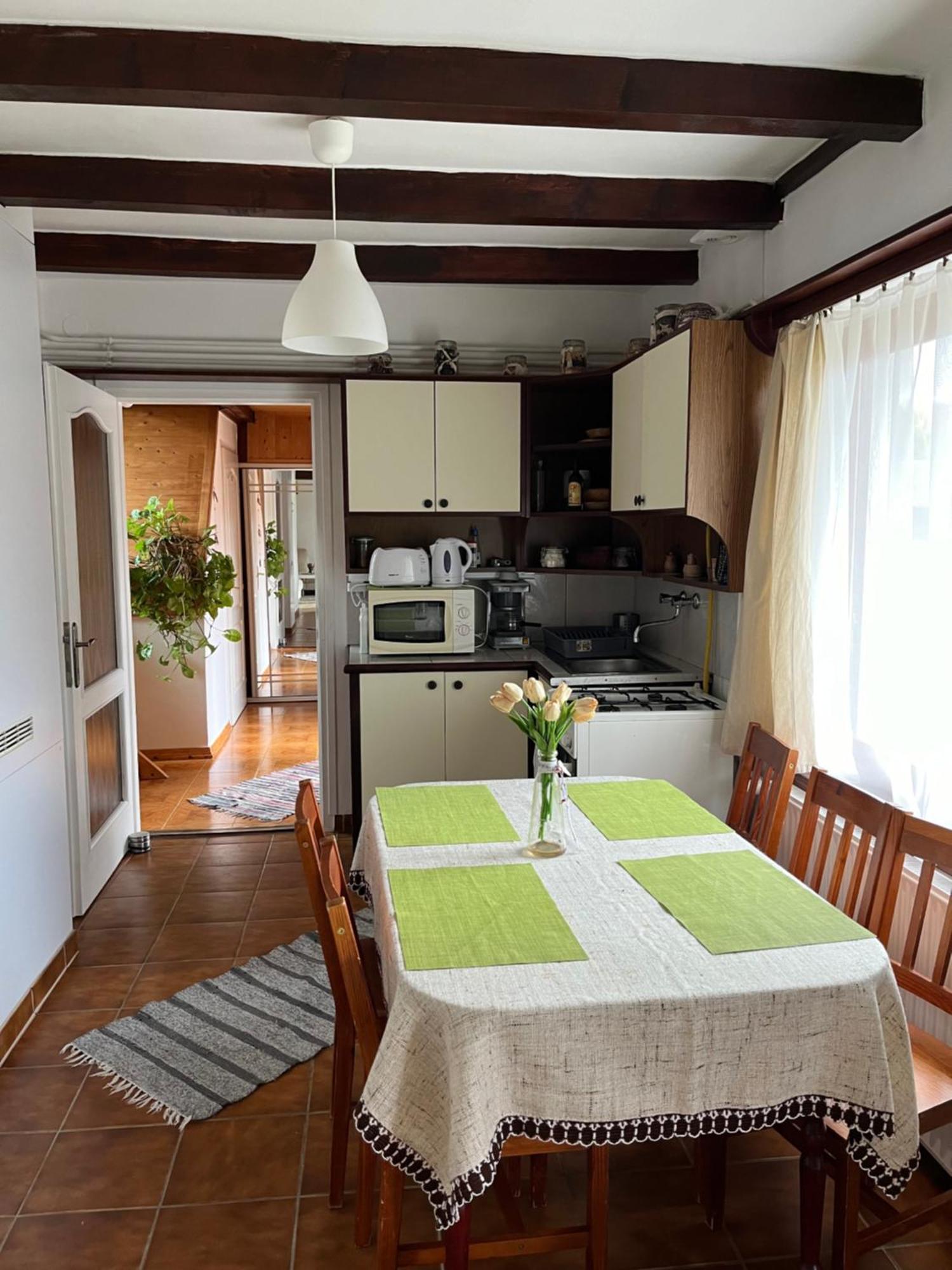 Idill Ueduelohaz Villa Tiszafured Luaran gambar